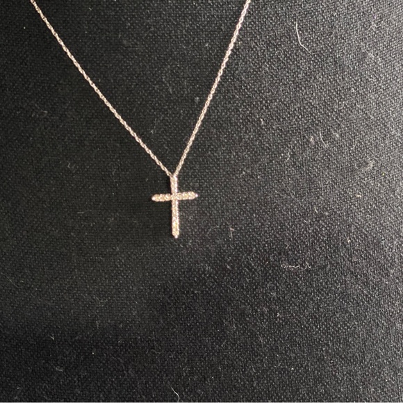 14kw gold pendant and chain cross necklace - Picture 4 of 7